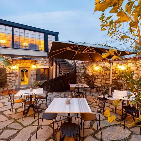Zoi Hotel *